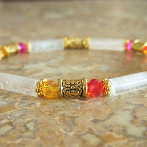 White natural stone bracelet, stones of your choice: QUARTZ or HOWLITE. Thin 4mm bracelet. Minimalist bracelet.