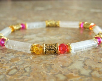White natural stone bracelet, stones of your choice: QUARTZ or HOWLITE. Thin 4mm bracelet. Minimalist bracelet.