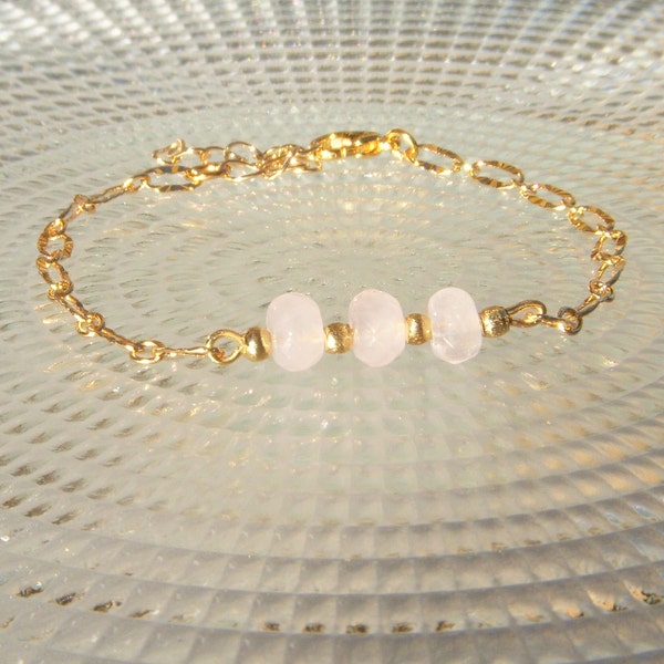 Bracelet en QUARTZ ROSE I Bracelet femme fin et délicat I Chaine ciselée or 18 k I Bracelet en pierre naturelle I Cadeau femme original