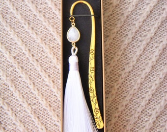 Bookmarks in metal and rock crystal stone Bookmark with pompoms I Luxury bookmark I Original gift for readers.