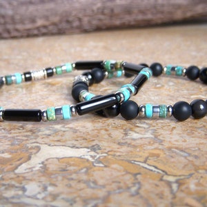 Men&#39;s pearl bracelet I Set of two fine bracelets in natural stone I Original men&#39;s gift I Heishi bracelet in Jasper, Onyx and Agate.