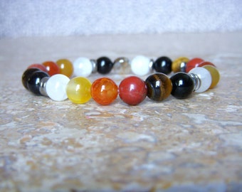 Bracelet in Jade, Agate, Red Jasper, Tiger's Eye and Onyx. Women's bracelet in natural stone in autumn colors. Christmas gift for women