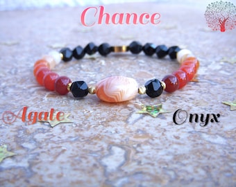 CHANCE bracelet in Agate & Onyx. Natural stone bracelet. Christmas birthday gift for women.
