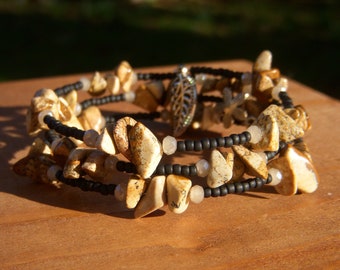 Bracelet femme en pierre naturelle. Bracelet 3 tours en chips de jaspe paysage. Cadeau femme original . Bracelet en perle