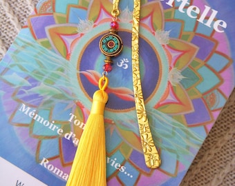 Bookmark with a beautiful Tibetan bead | Metal bookmark with tassel | Handmade | Original birthday/Christmas gift