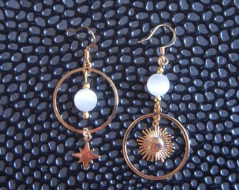 "Bianca" earrings in Selenite and gold, dangling and asymmetrical sun and star. Original white earring. Christmas gift