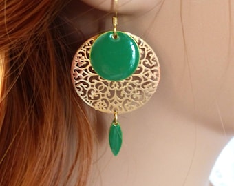 "Lola" earrings with round floral filigree print and enameled tassels. Original women's gift. 3 colors to choose from.