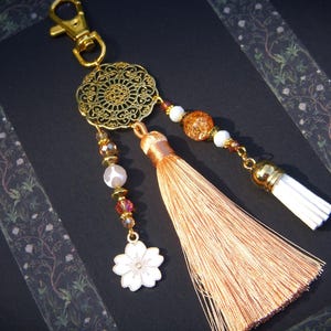 Bijoux de sac I  Porte clef I Bijoux de voiture I  bijoux de sac caramel et or I Cadeau femme original  I Cadeau de Noël I Cadeau maîtresse