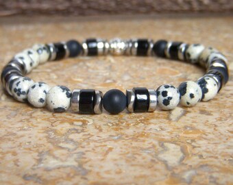 Men's bead bracelet made of natural stone. Surfer bracelet in Dalmatian Jasper and Onyx. Original men's gift. Father's Day gift