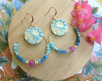 "Loti" earrings in pink tourmaline, apatite and amazonite with a floral tassel. A delicate and chic gift for women.
