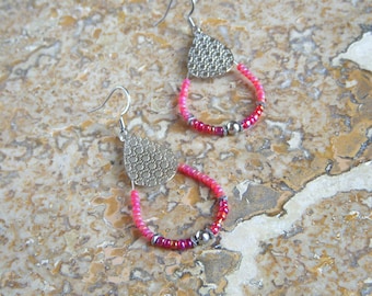 Earrings made of small Indian pink glass beads I Original earrings I Bohemian earrings I Gift for her
