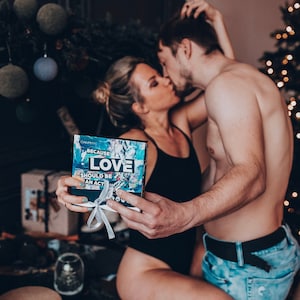 Spel LIEFDE. Romantische kaarten en ideeën voor date-avond, cadeau voor koppels. Relatiecadeau