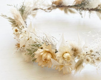 Neutral dried flower crown