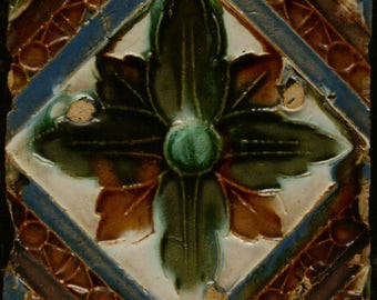 Arista tile Seville Spain Hispano-Moresque 16th century Azulejo 1520-1538