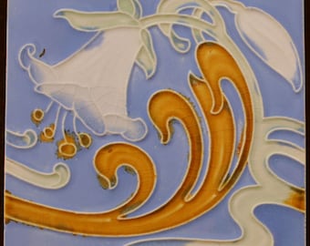 Original antique Art Nouveau tile made by: De la Dyle, wijgmaal, Belgium