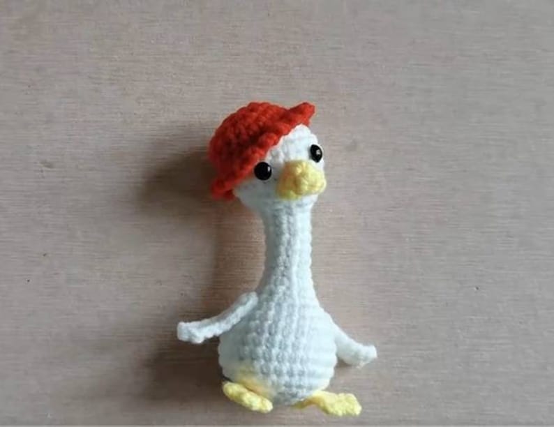 Crochet Goose Pattern: Beginner-Friendly Animal Tutorial image 2