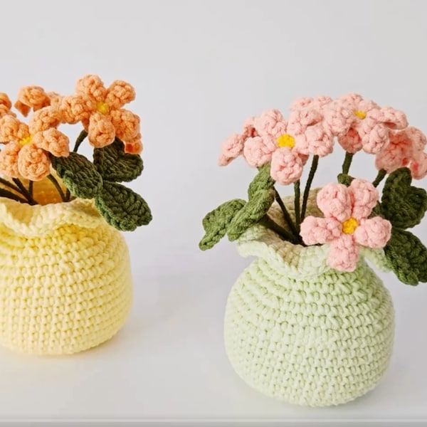 Crochet flower pattern,crochet potted plant pattern, PDF pattern, crochet pattern for beginner
