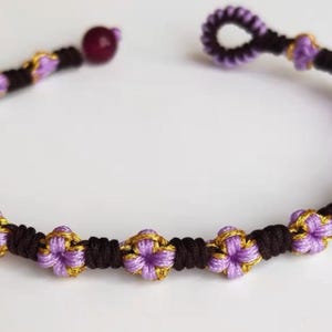 Macrame Bracelet Tutorial, Floral Macrame Bracelet Tutorial with Detailed Photos and Instructions, Beginner-Friendly