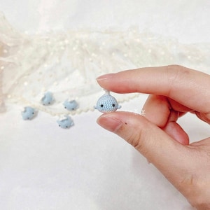 Crochet art,mini Crochet fish,micro crochet animals,micro crochet collection,Doll house decor,crochet Winnie,crochet fish,fly the doll
