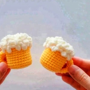 Crochet beer Pattern ,PDF pattern for beginner, with detailed picture, crochet Tutorials. crochet key chain pattern