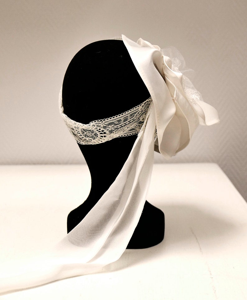 Bibi mariée, accessoire mariage,bandeau de dentelle et fleur en soie, tulle et dentelle, inspiration retro, 'années Folles' image 7