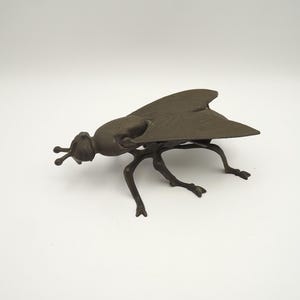 Vintage Brass Fly Ashtray – Art Deco Style Insect Figurine with Opening Wings – French Tobacciana Home Decor Collectible Gift.