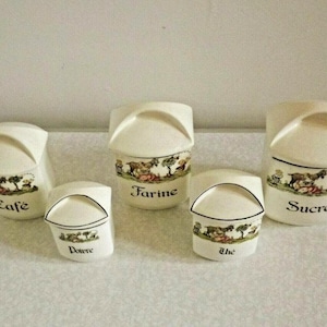 Lot de 5 pots à condiments gradués en porcelaine crème avec couvercles, France - Pots vintage français. Cuisine de campagne française. Pots de stockage.