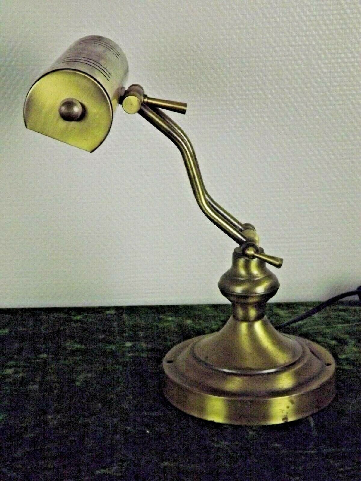 Vintage Français Bankers