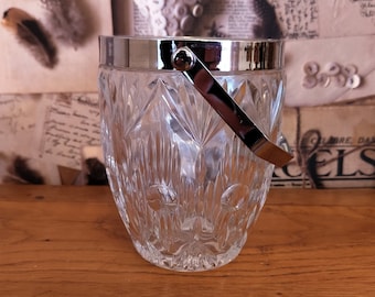 Beautiful Heavy Cut Glass French Vintage Ice Bucket With Silver Metal Carry Handle. French Vintage. Ice Bucket. French Glass Ice Bucket.