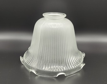Französischer Vintage Ersatzschirm aus gemustertem Opakglas mit klarem Rand - Vintage Beleuchtung. Kronleuchter-Lampenschirm. Lampenschirm. Wandleuchte Shade.