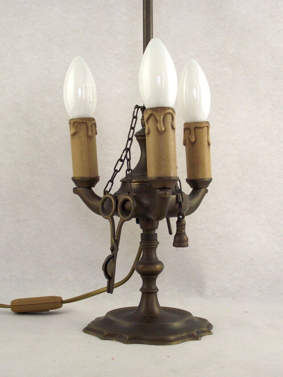 Lampe à huile dite florentine en bronze à 2 becs, avec ... - 86130033-368