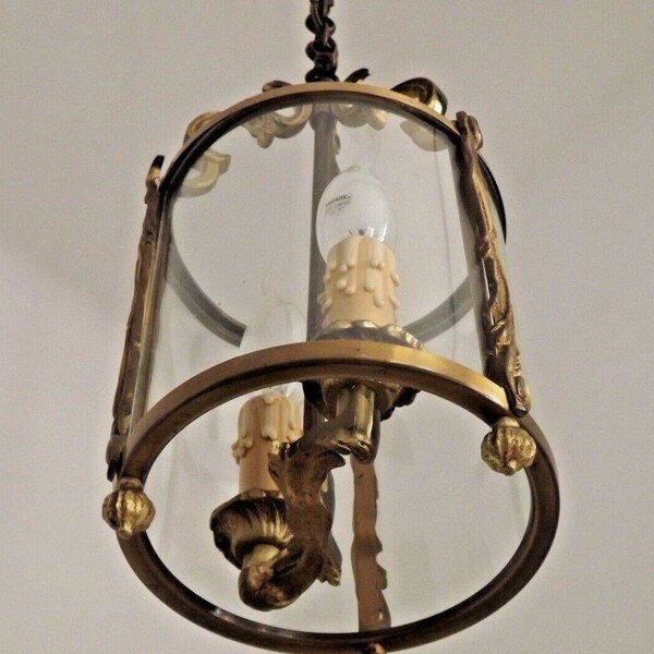 Beautiful French Vintage Heavy Quality Brass 2 Light Round Hall Lantern - Vintage French Lighting. Period Lighting. Hanging Hall Lantern.
