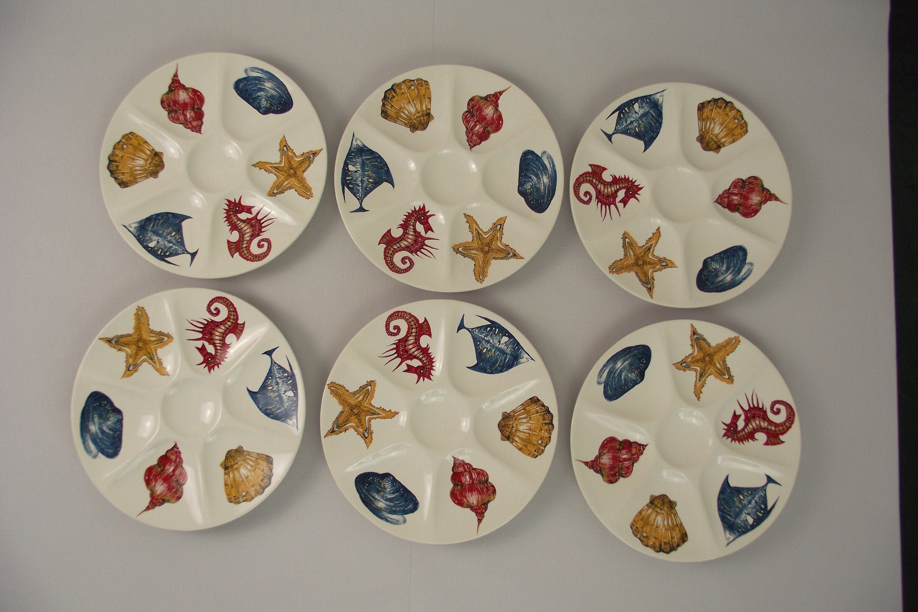 Ensemble de 6 Vintage Villory & Boch Shell et Fish Ceramic Well Oyster Plates - Assiettes d'huîtres 