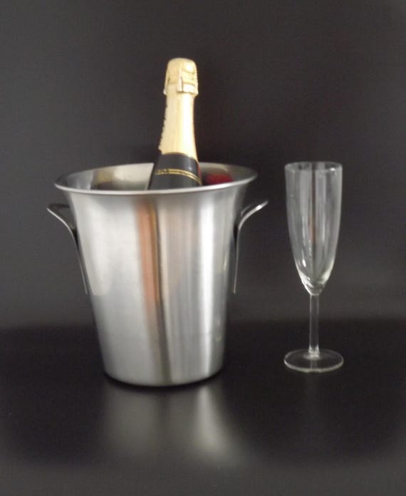 VASQUE A CHAMPAGNE RUINART by Guy Degrenne EUR 180,00 - FR VASQUE A CHAMPAGNE RUINART by Guy Degrenne EUR 180,00 - FR
