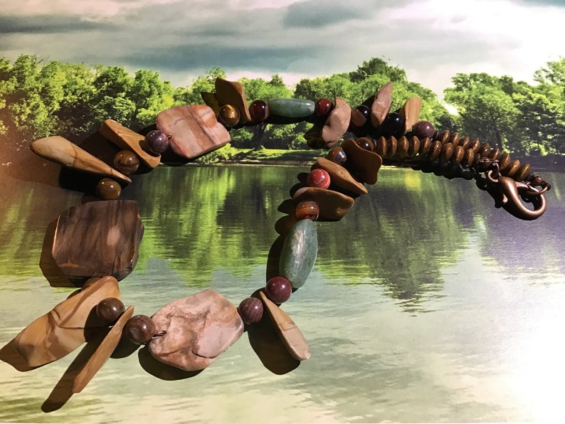 Photo Jasper points wood Tour de cou BOIS fossilis\u00e9 Agates mousse Pointes Jaspe Paysage Moss agates Fabulous FOSSILIZED wood 15 choker