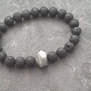 Soyez bracelet fort, cadeau pour l’homme, Bracelet pour l’homme, bracelet Labradorite, bracelet de force, bracelet en pierre de protection, intuition, pierre de lave