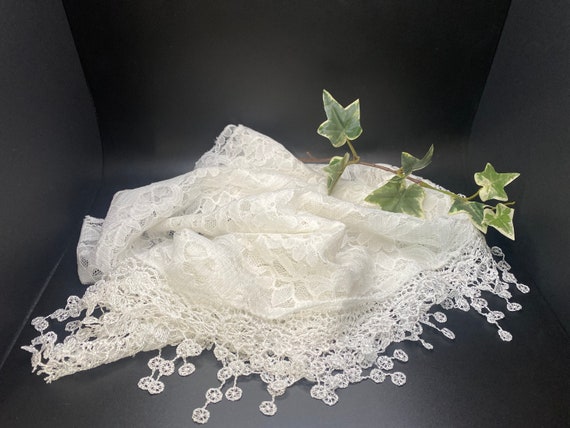 Vintage White Lace Shawl, Lace Wedding Shawl, Bri… - image 4