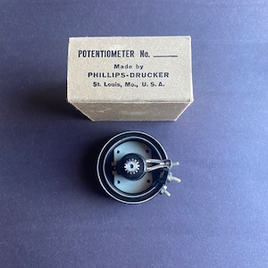 Vintage Potentiometer Knob, Phillips Drucker Atwater Kent Radios, 1920&#39;s Radio Memorabilia, Radio Collectibles, Radio Knobs, Gift for Him