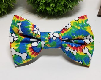 Bow Tie, Dog Bow Tie, Tie Dye Print Bow Tie, Dog Collar Accessory,  Bow Tie with elastic strap