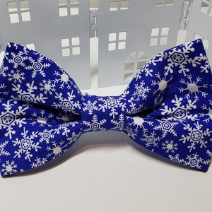 Dog Bow Tie, Christmas Bow Tie, Winter Dog Bow Tie, Holiday Bow Tie, Festive Dog Bow Tie