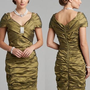 Cachet green gold diamanté brooch detail special occasion above knee dress  12
