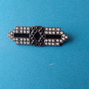 Bakelite brooch Art Deco c1940