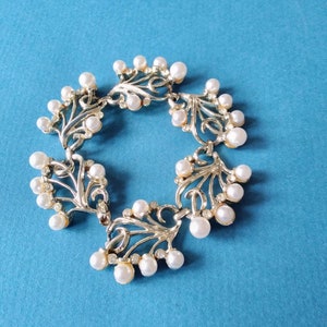 Kramer pearl and rhinestone bracelet c1960 image 6