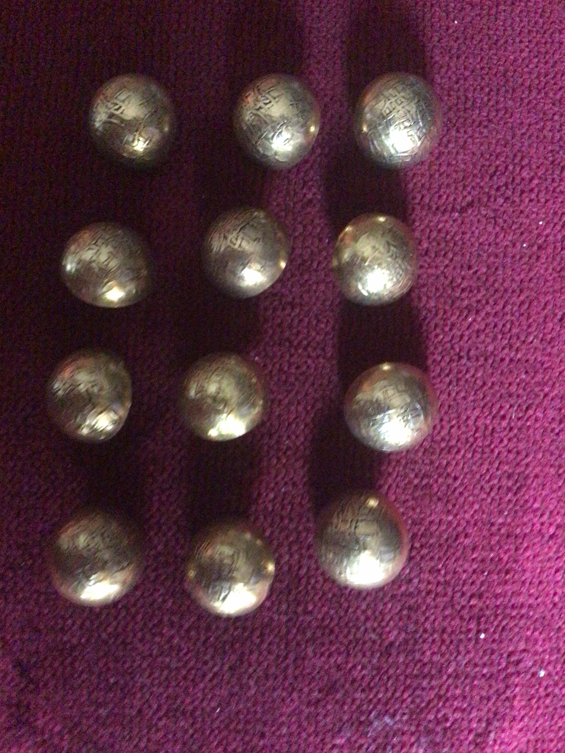 Lot De 150+ Boutons Anciens Vintage Multicolores - Tailles Mélangées, Référence #3295