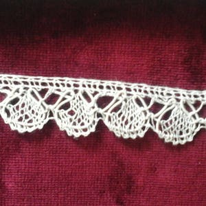 Handmade linen lace measuring 3cm wide and sold by metre