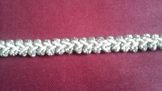 Galon En Fil Blanc - Longueur 1,35 Mètres - Largeur 3,5 Cm - Occasion - Origine France