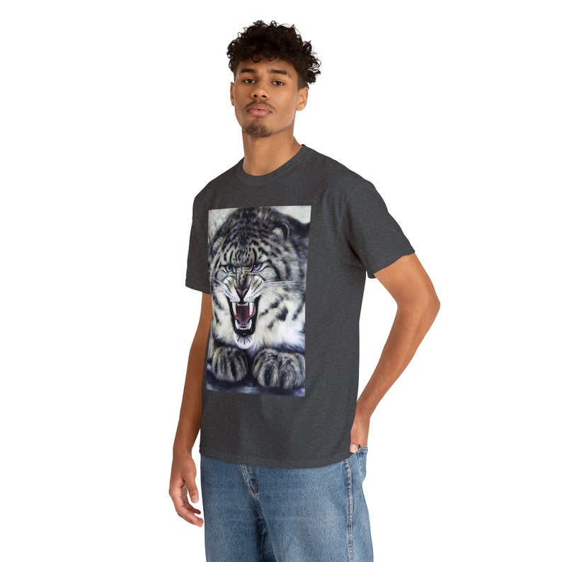 Snow Leopard T-shirt Animal Art Print Tee Gray Black Snow Leopard ...