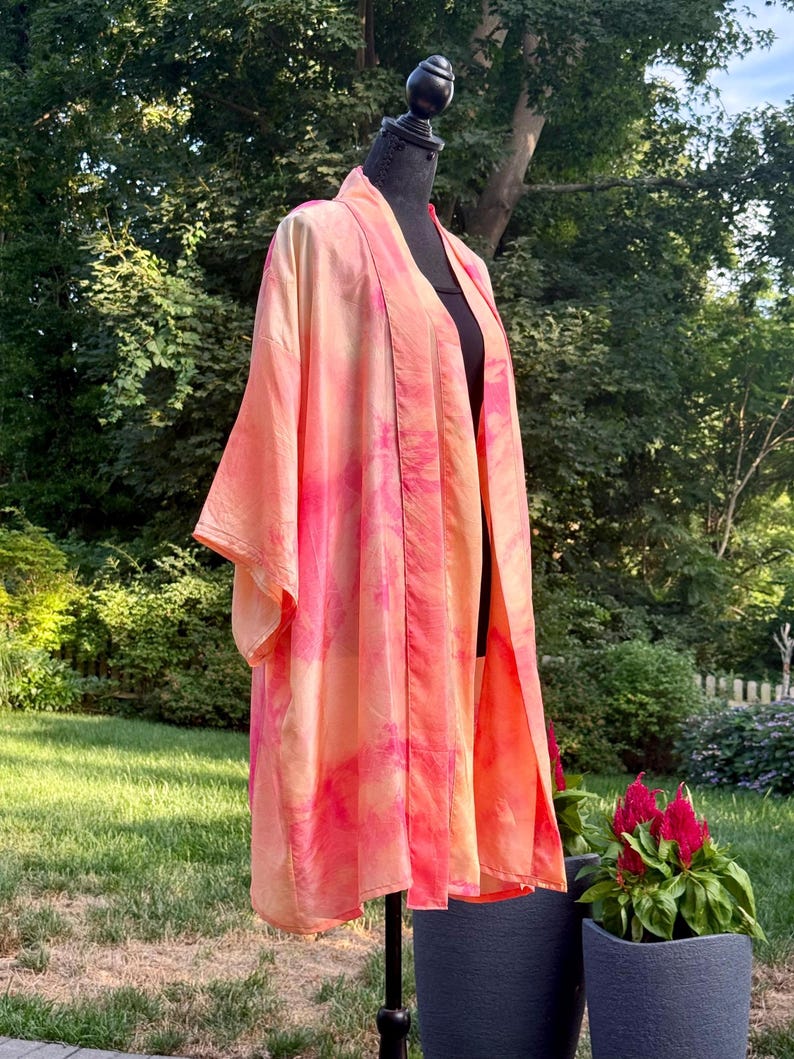 Painted Robe Pink Peach Flowers Hand Painted Silk Kimono Robe – Floral Art Silk ...