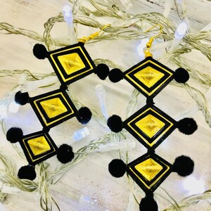 Ojo de Dios  Huichol Colorful  Earrings – Indigenous Handmade Jewelry – Boho Spiritual.