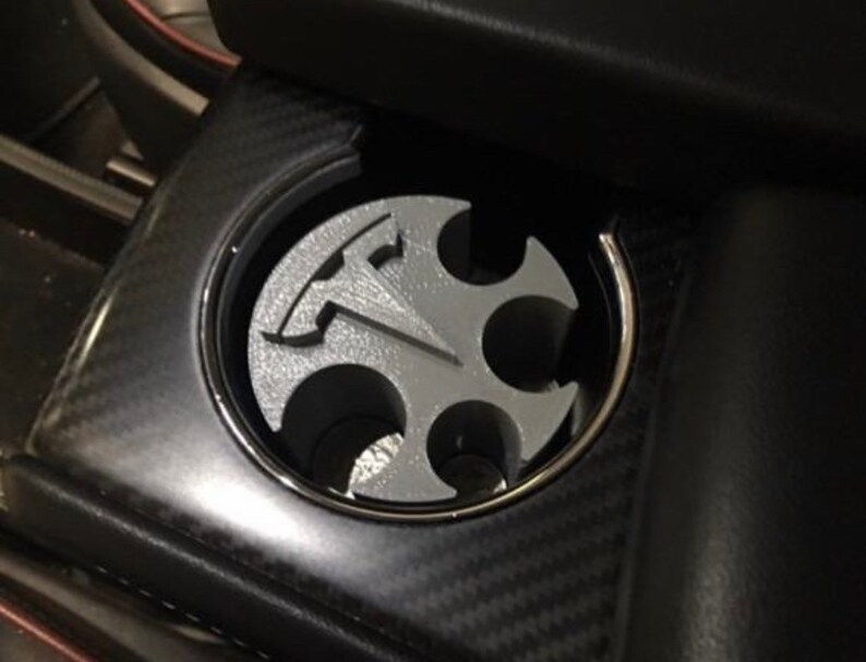 Tesla UMC wall mount image 6